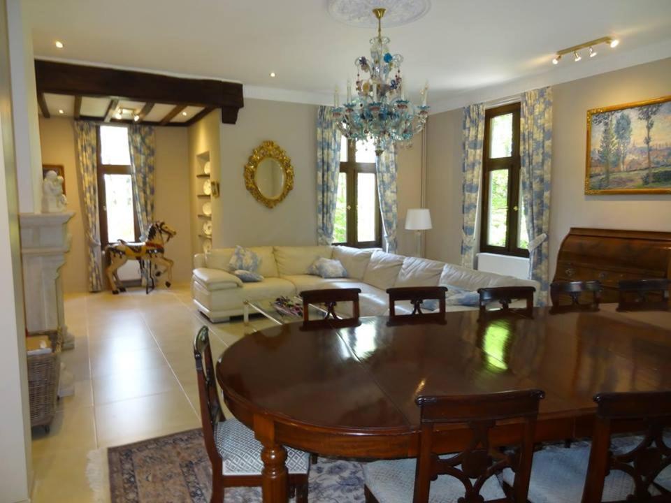 Montignies-le-Tilleul Le Chateau Des Eglantines المظهر الخارجي الصورة